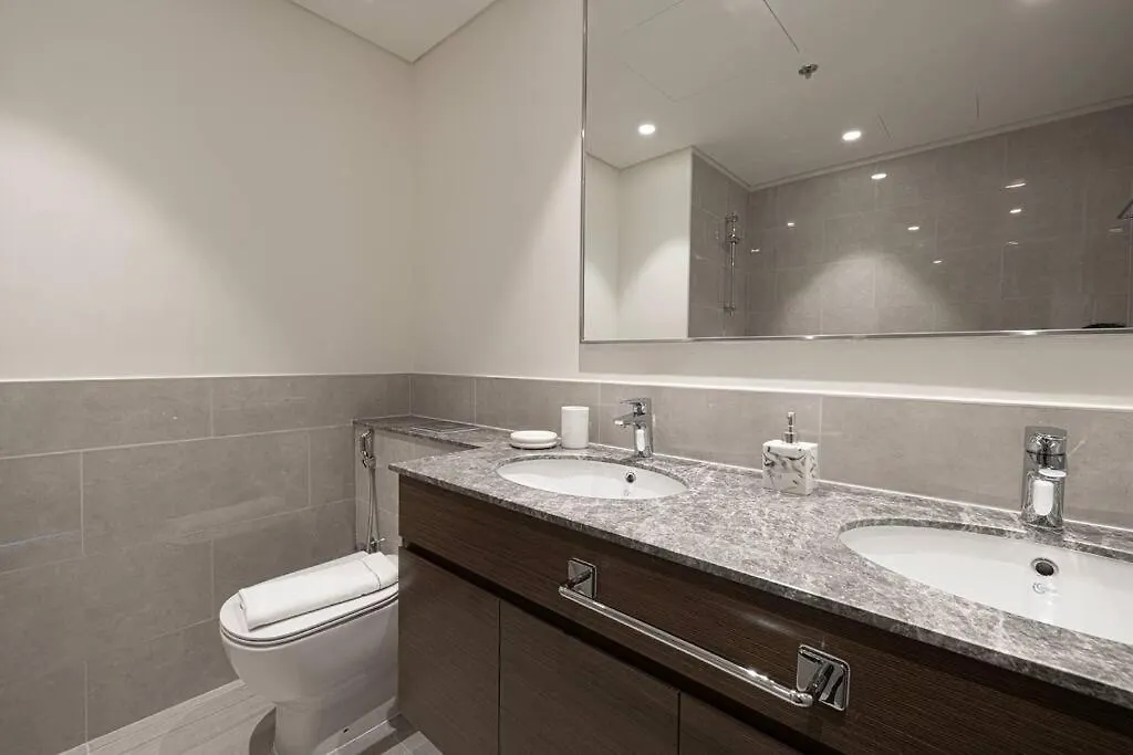 2Bed-400M From Burj Khalifa- Heart Of Dubai Apartment